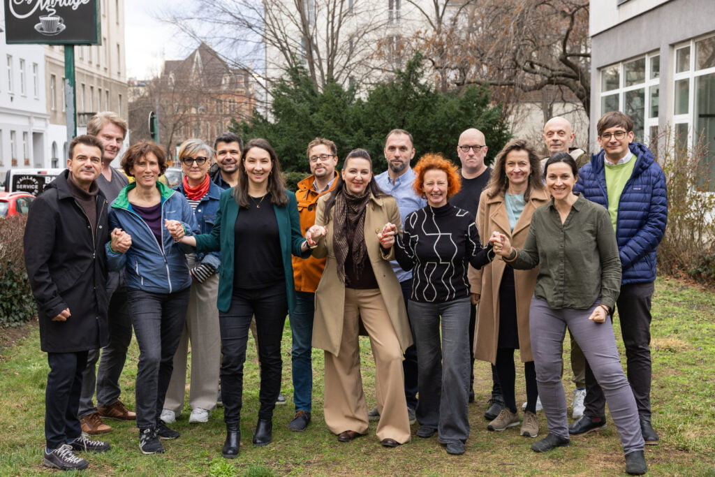 GEMEINSAM AUGEUG Gruppenfoto